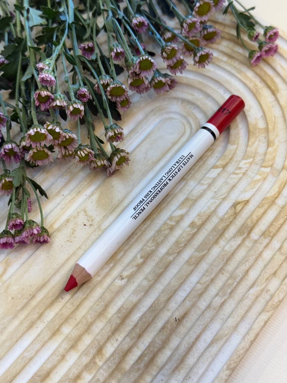رژ لب مدادی دیپ رومنس
