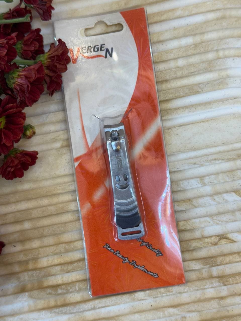 ناخن گیر ورژن