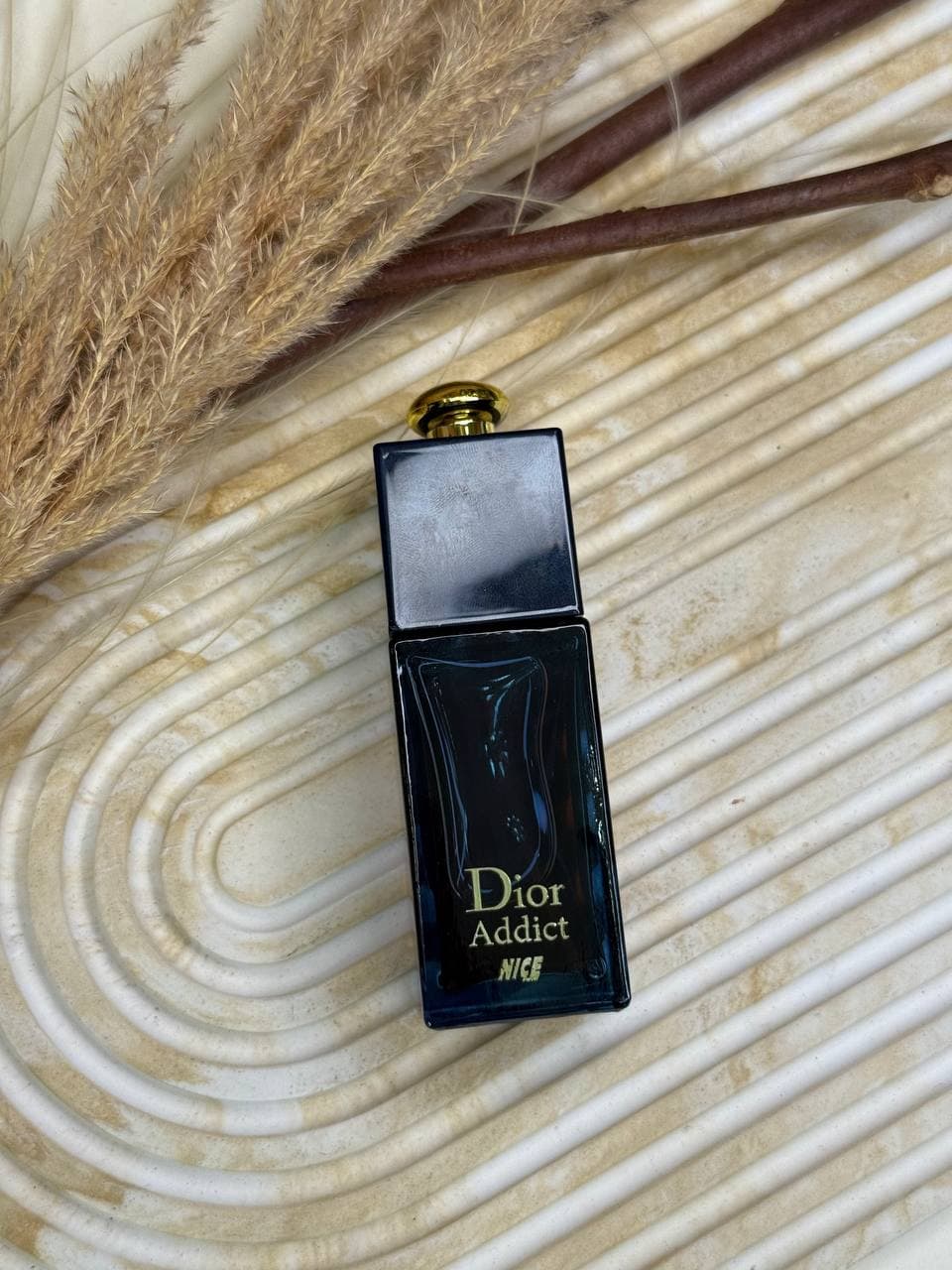 دیور (Dior)